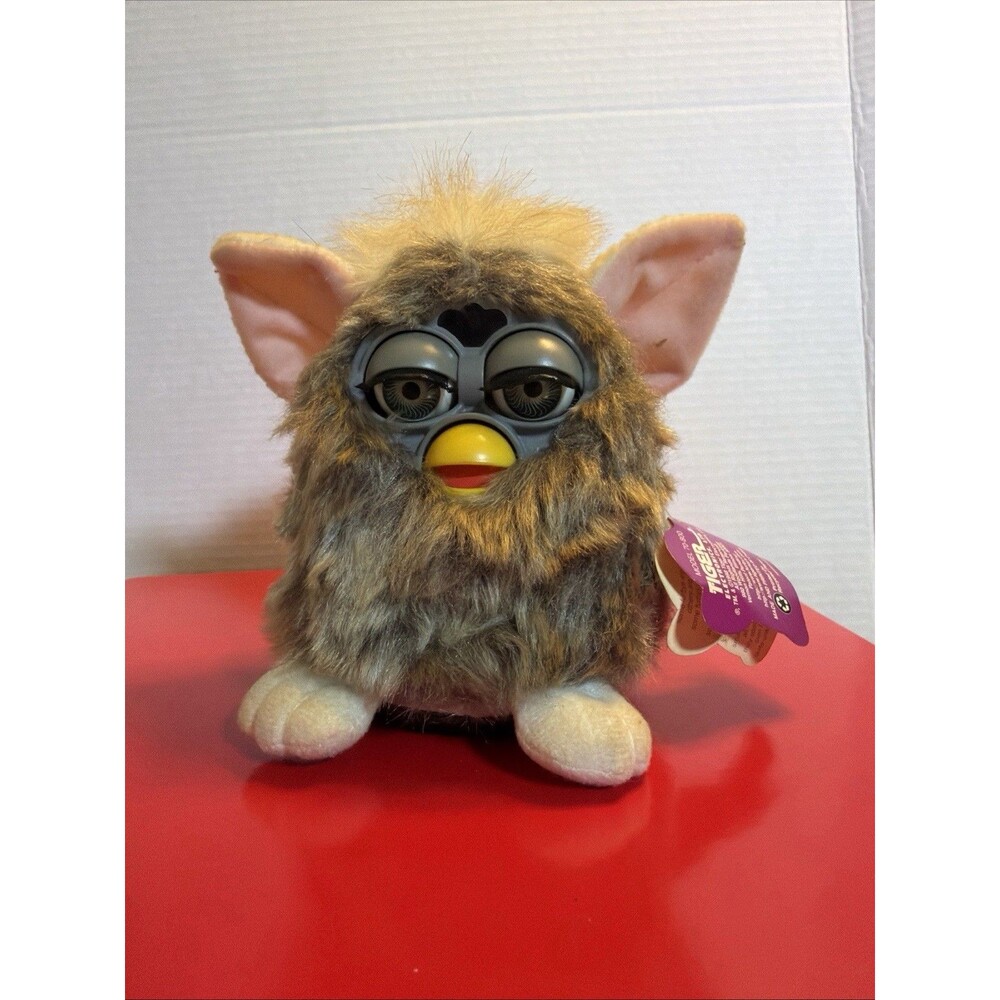 Vintage Furby 1998 Tiger Electronics Toy Gray Faux Fur Model 70-800 - Working?? - Picture 3 of 10